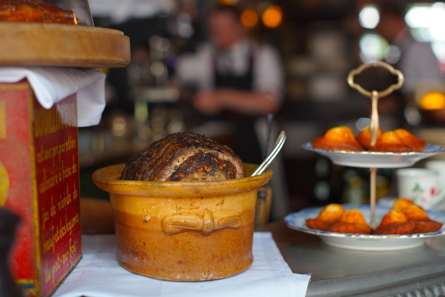 Guide touristique quartier des Invalides Paris - Café Max